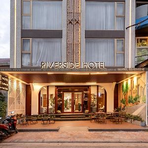 Riverside Hotel